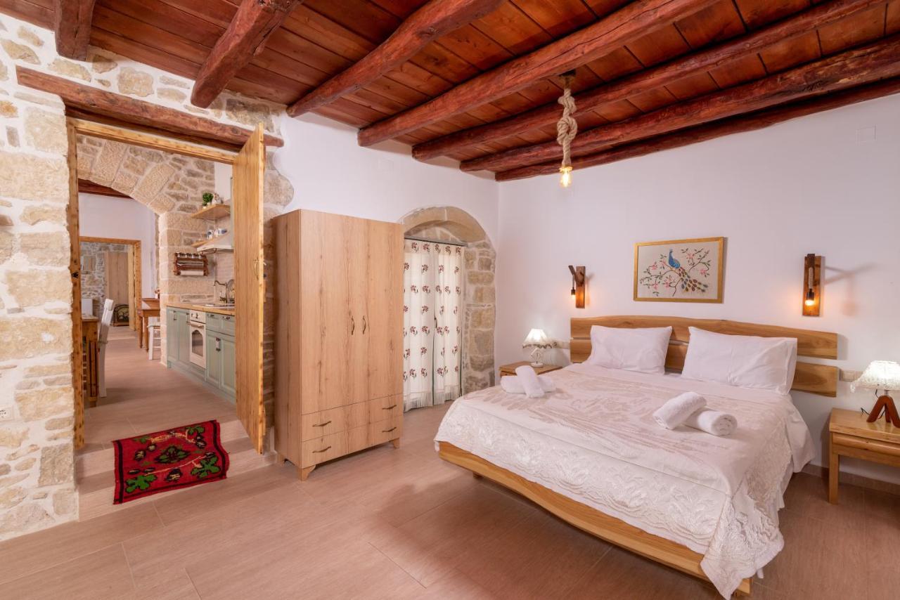 Joakim'S Villa Pitsidia Exterior photo