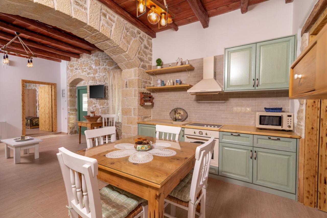 Joakim'S Villa Pitsidia Exterior photo