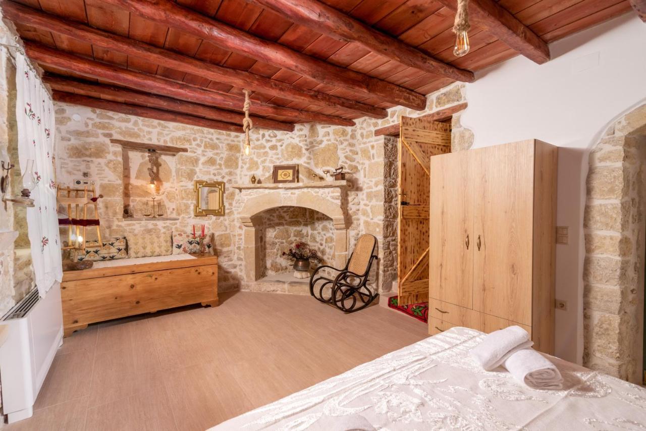 Joakim'S Villa Pitsidia Exterior photo